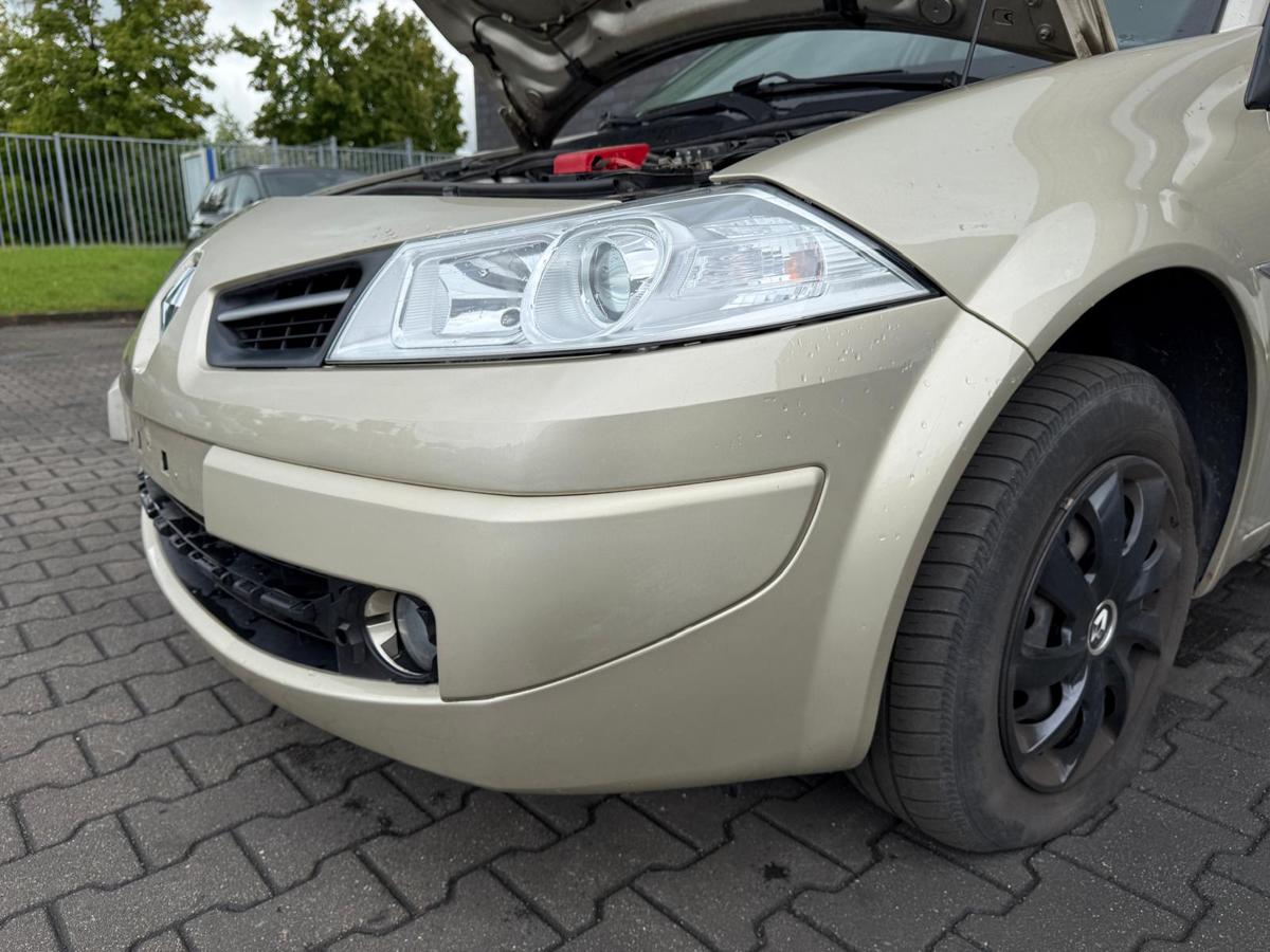 Renault Megane 2 original Stoßstange Stoßfänger vorne Dakotabeige Facelift BJ08
